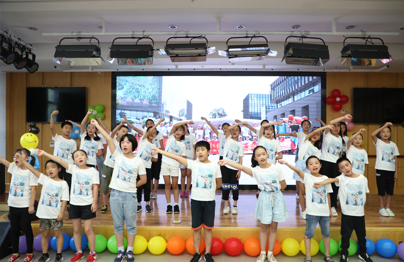 2019年8月17日，中天二建“明升国际都是追梦人”小候鸟公益夏令营圆满落幕。