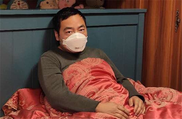 【高光“疫”事】感染不敢回家、排队等床位、开水兑米饭—— 赵东：带着希望和爱 战斗在春天里