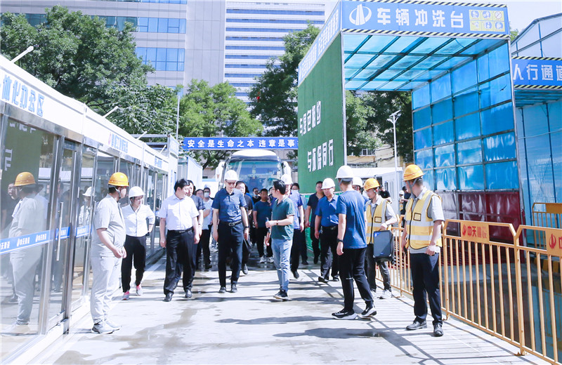 2023年6月8日，河北省生态环境厅主办的省大气污染防治专项督导帮扶动员会在中天北京尖岭城中村改造项目召开。